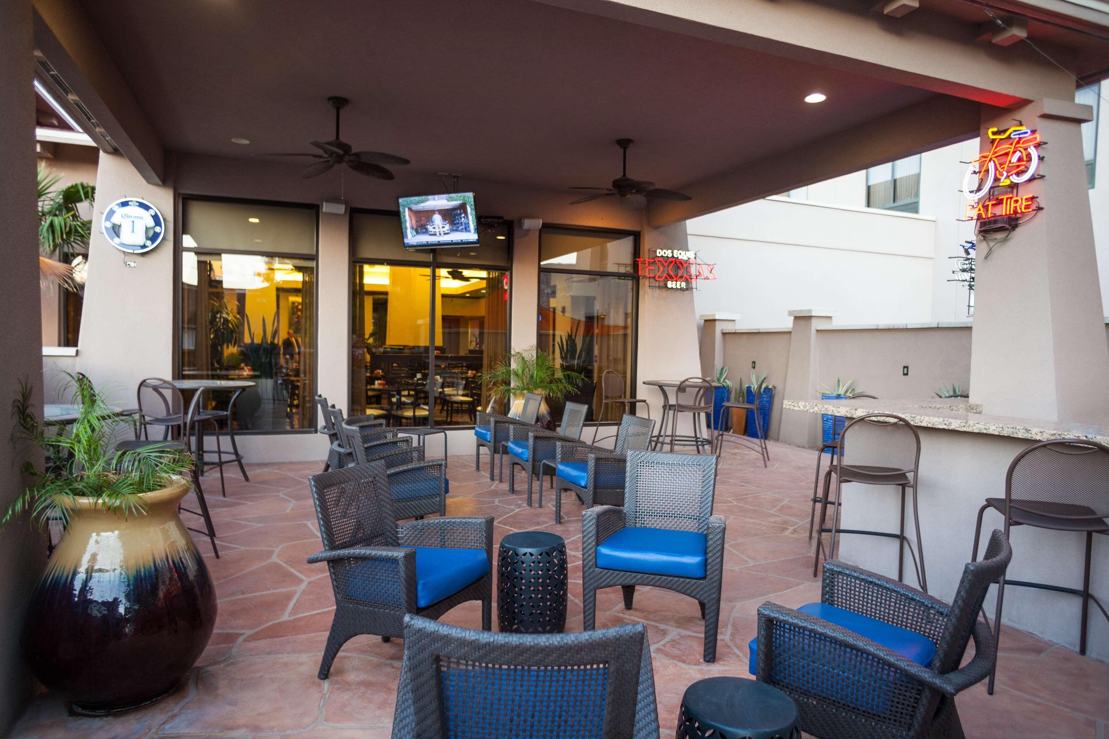 Hilton Garden Inn El Paso University Extérieur photo