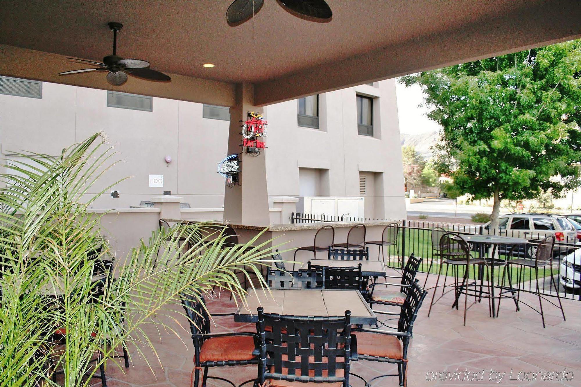 Hilton Garden Inn El Paso University Extérieur photo